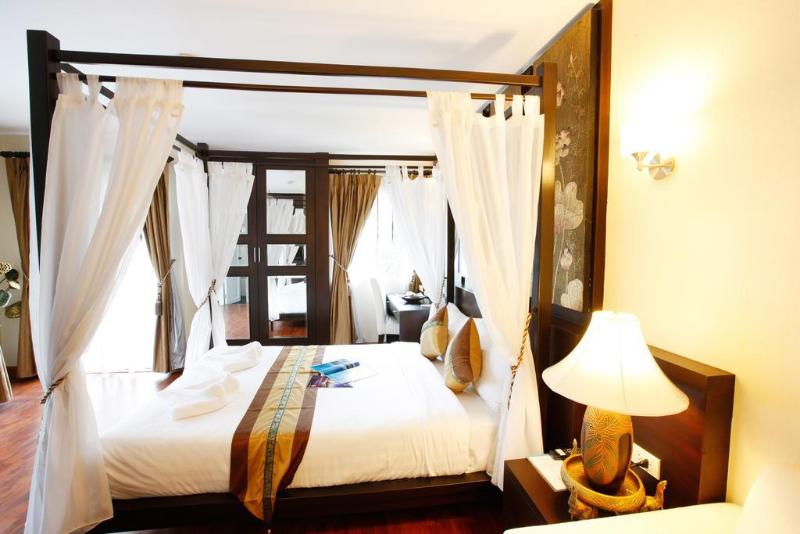 Photo of Mirth Sathorn Hotel, 3-star hotel in Bangkok (and vicinity)