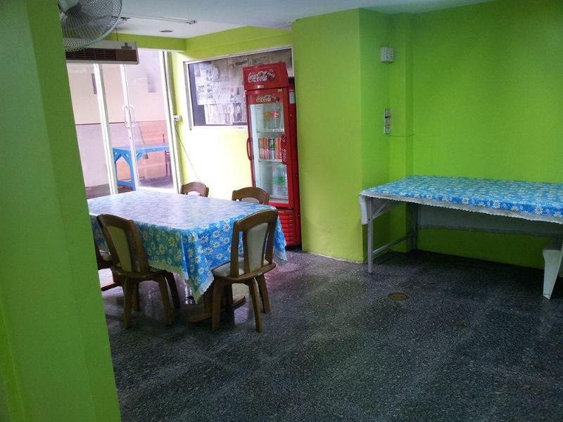 Photo of Centaur Inn, 2-star hotel in Bangkok (and vicinity)