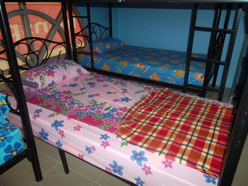 Photo of Centaur Inn, 2-star hotel in Bangkok (and vicinity)