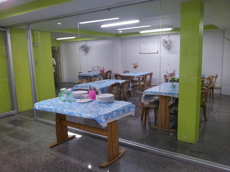 Photo of Centaur Inn, 2-star hotel in Bangkok (and vicinity)