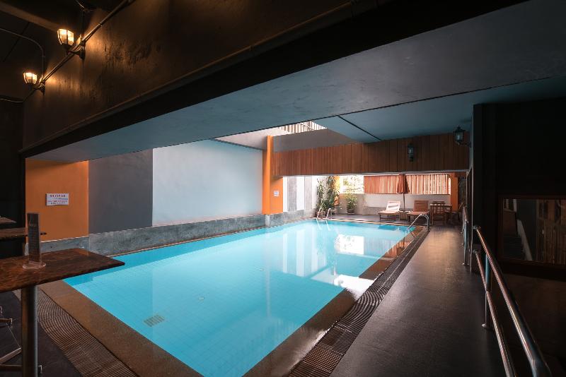 Photo of The Euro Grande Hotel, 2-star hotel in Bangkok (and vicinity)