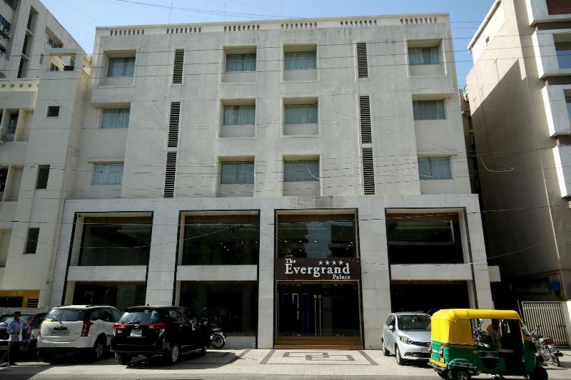 Photo of The Evergrand Palace, 4-star hotel in Rajkot