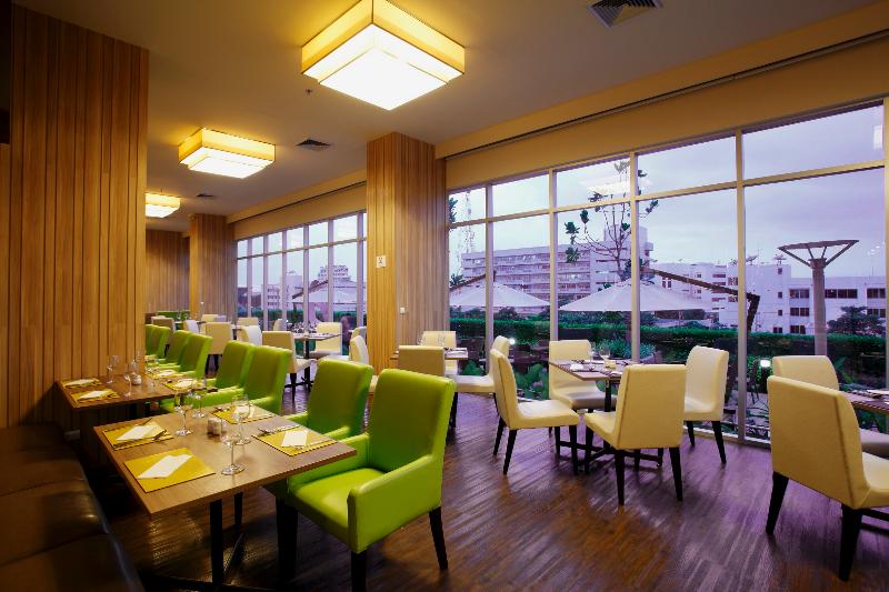 Photo of Centara Life Government Complex Hotel & Convention Centre Chaeng Watthana, 4-star hotel in Bangkok (and vicinity)