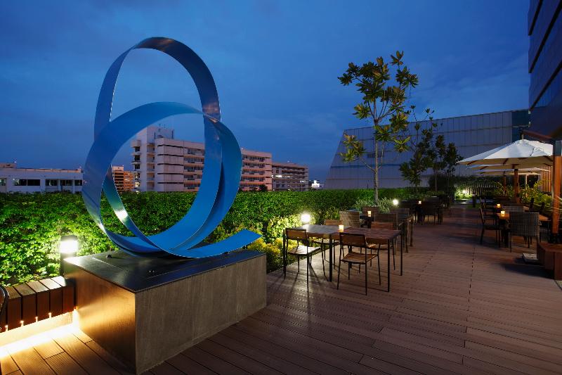 Photo of Centara Life Government Complex Hotel & Convention Centre Chaeng Watthana, 4-star hotel in Bangkok (and vicinity)