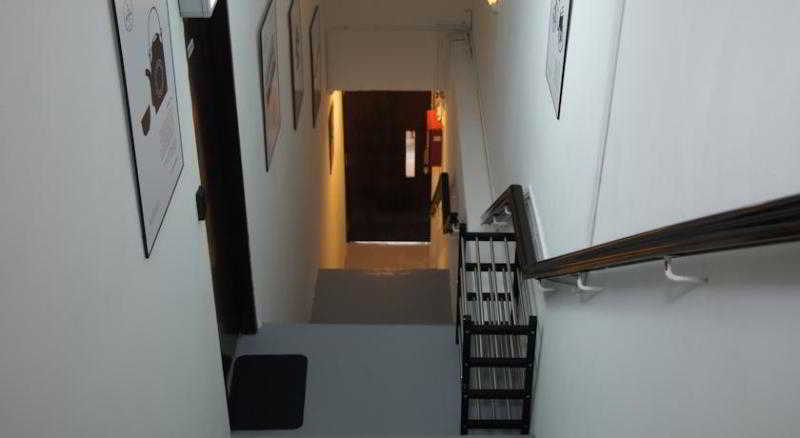 Atelier - Hostel, Singapore