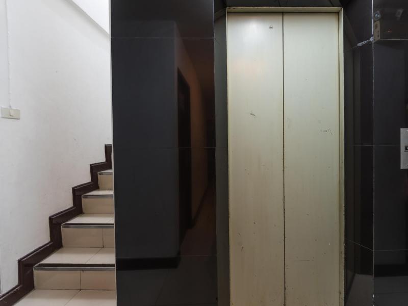 Photo of The Cozi Inn, 3-star hotel in Bangkok (and vicinity)