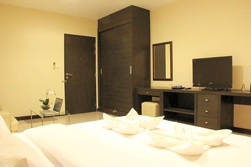 The Atrium Ratchada 13 exterior, 3-Star hotel in Bangkok (and vicinity)