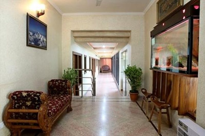 Photo of Indira International Inn, 3-star hotel in Delhi (and vicinity)