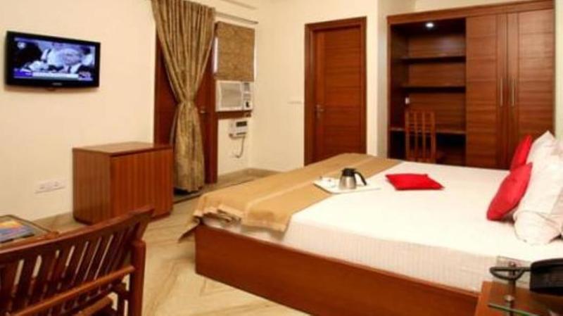 Photo of Indira International Inn, 3-star hotel in Delhi (and vicinity)