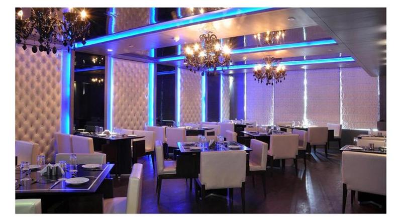 Photo of Almondz Hotel, 3-star hotel in Delhi (and vicinity)