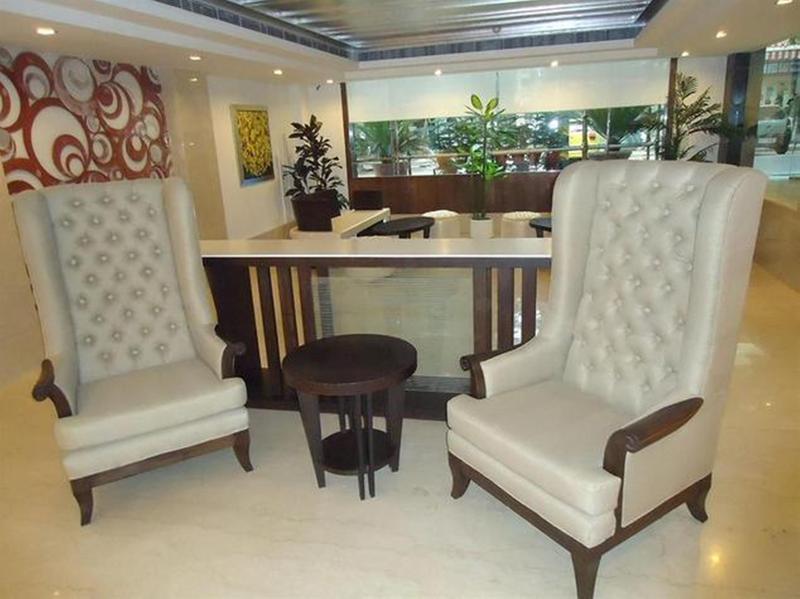 Photo of Almondz Hotel, 3-star hotel in Delhi (and vicinity)