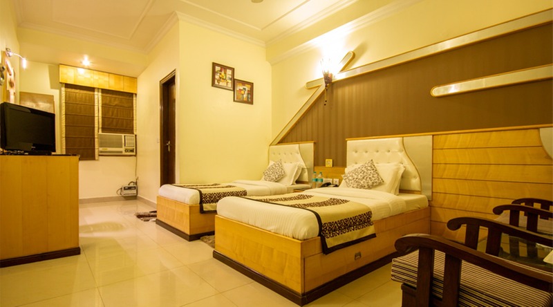 Photo of Hotel C Park Inn, 2-star hotel in Delhi (and vicinity)