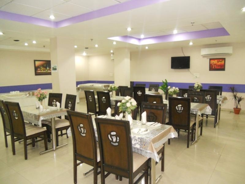 Photo of Treebo Rockwell Plaza, 3-star hotel in Delhi (and vicinity)