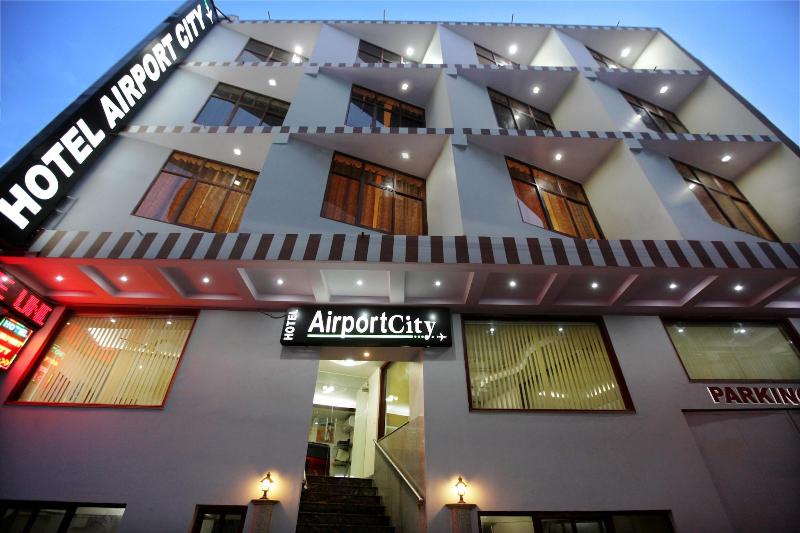 Photo of Hotel Airport City, 3-star hotel in Delhi (and vicinity)