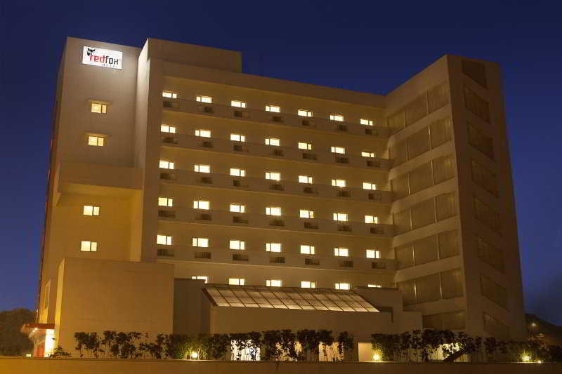 Red Fox by Lemon Tree Hotels, East Delhi exterior, 3-Star hotel in Delhi (and vicinity)