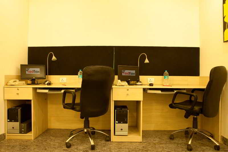 Photo of Red Fox by Lemon Tree Hotels, East Delhi, 3-star hotel in Delhi (and vicinity)