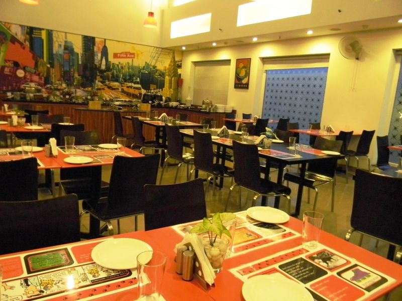 Photo of Red Fox by Lemon Tree Hotels, East Delhi, 3-star hotel in Delhi (and vicinity)