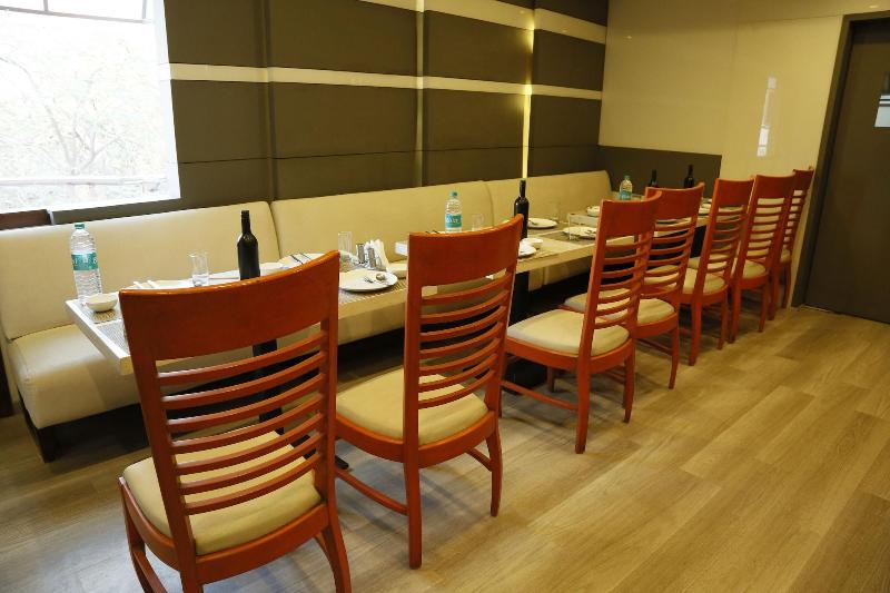 Photo of Grand FFOUR, 3-star hotel in Delhi (and vicinity)