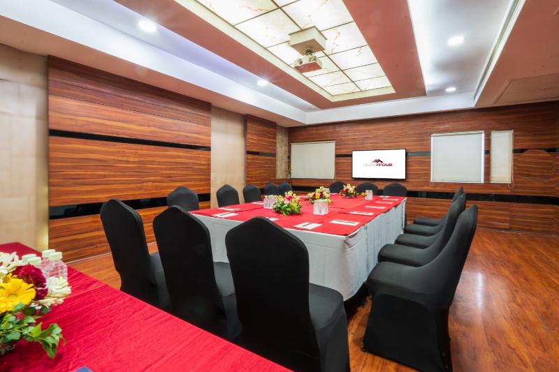 Photo of Grand FFOUR, 3-star hotel in Delhi (and vicinity)