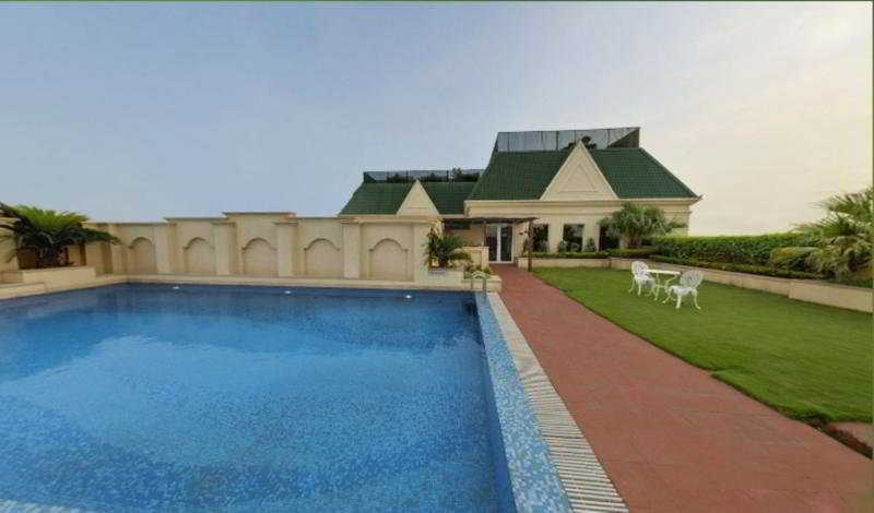 Photo of Savoy Suites Noida, 3-star hotel in Delhi (and vicinity)