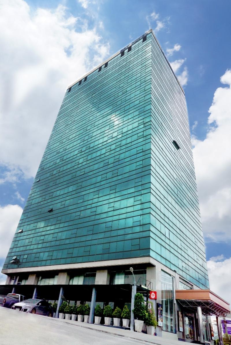 Bay Hotel Srinakarin exterior, 4-Star hotel in Bang Na