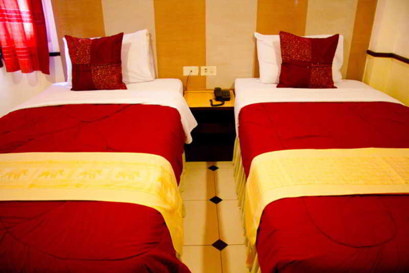 Honey House 2 exterior, 2-Star hotel in Bangkok (and vicinity)