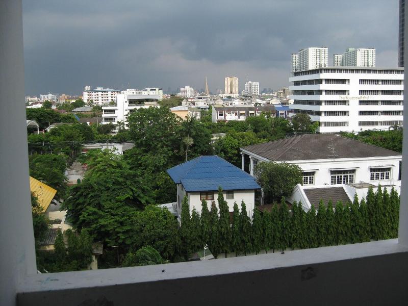 Photo of Komol Residence Bangkok, 3-star hotel in Bang Phlat