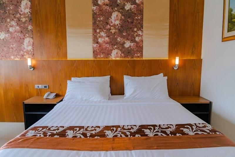 Forum Park Hotel exterior, 3-Star hotel in Bangkok (and vicinity)