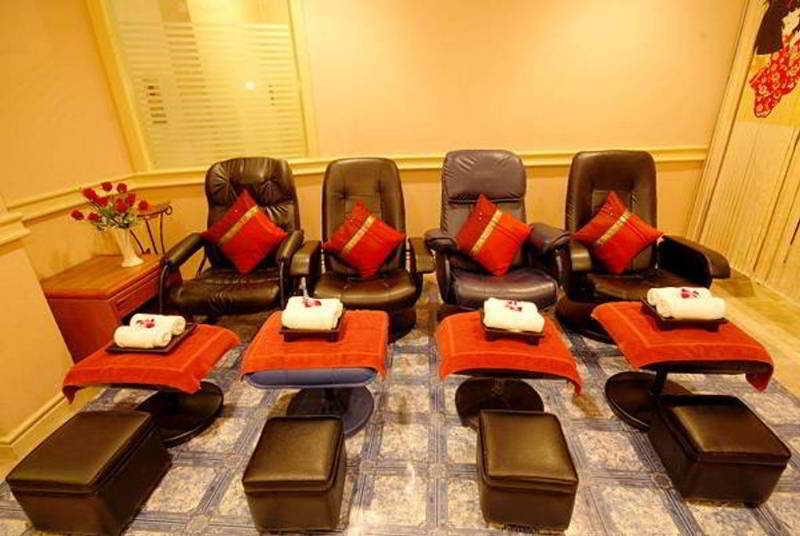 Silom Avenue Inn exterior, 3-Star hotel in Bangkok (and vicinity)