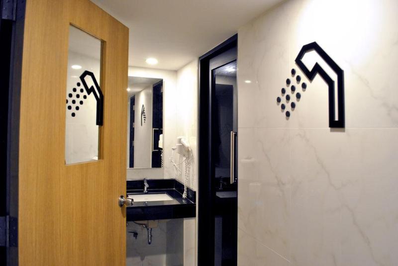 Photo of Mybed Ratchada-Ladprao, 2-star hotel in Bangkok (and vicinity)