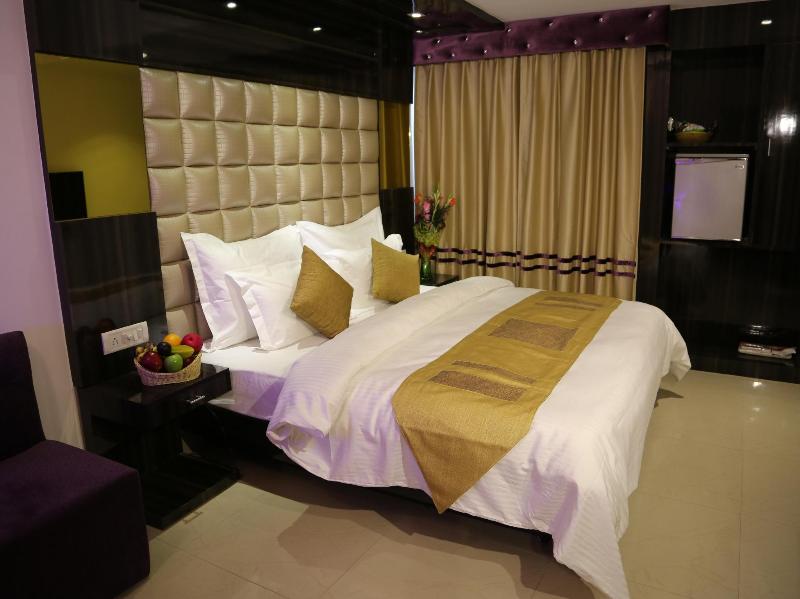 Hotel Sri Nanak Continental exterior, 3-Star hotel in Delhi (and vicinity)