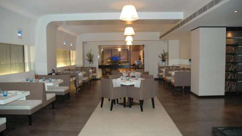 Photo of The Hans Hotel New Delhi, 4-star hotel in Delhi (and vicinity)