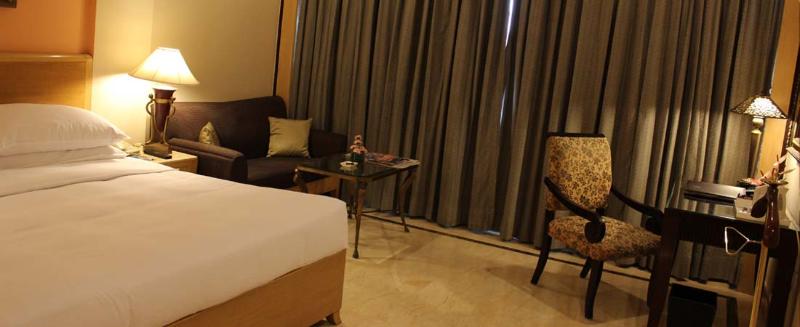 Photo of The Hans Hotel New Delhi, 4-star hotel in Delhi (and vicinity)