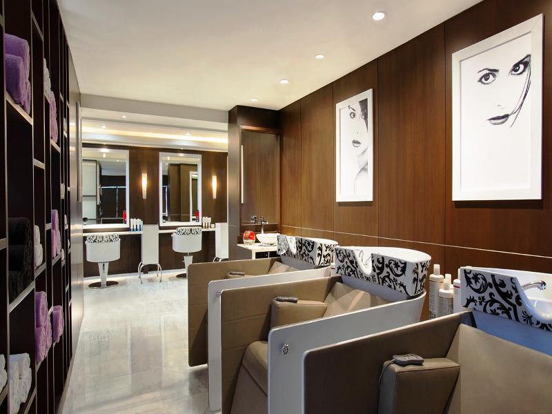 Photo of The Leela Ambience Convention Hotel Delhi, 5-star hotel in Delhi (and vicinity)