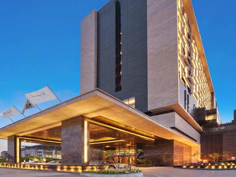 Photo of The Leela Ambience Convention Hotel Delhi, 5-star hotel in Delhi (and vicinity)
