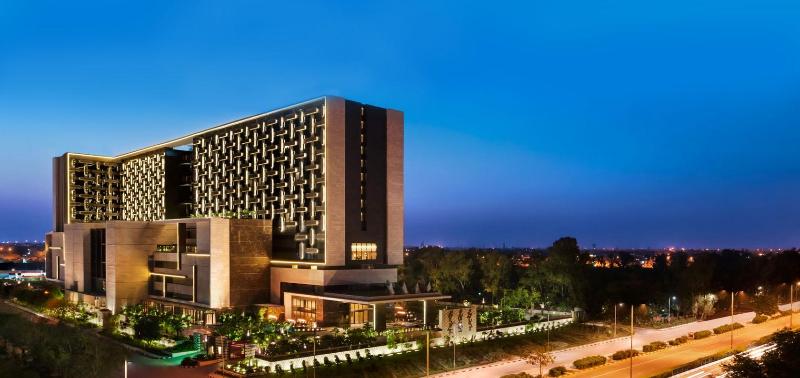 Photo of The Leela Ambience Convention Hotel Delhi, 5-star hotel in Delhi (and vicinity)