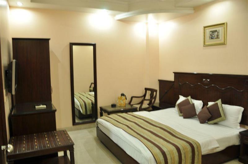 Photo of Hotel Uppal International, 3-star hotel in Delhi (and vicinity)
