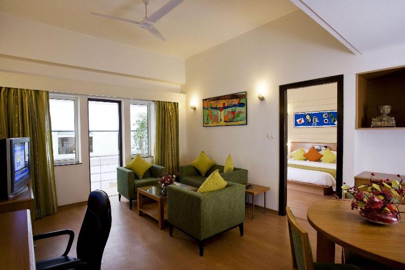 Photo of Lemon Tree Hotel, East Delhi Mall, Kaushambi, 3-star hotel in Delhi (and vicinity)