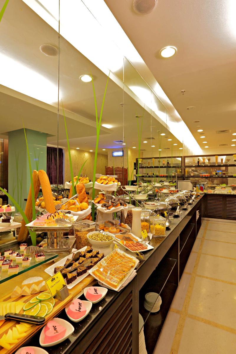 Photo of Country Inn & Suites by Radisson, Delhi Saket, 3-star hotel in Delhi (and vicinity)