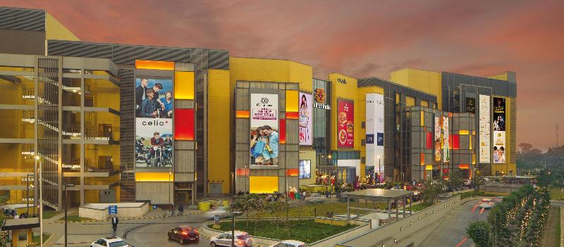 Photo of Crowne Plaza New Delhi Mayur Vihar Noida by IHG, 5-star hotel in Delhi (and vicinity)