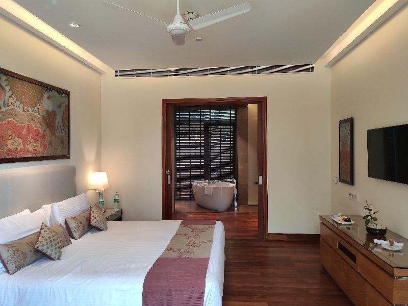 Photo of Taj Damdama Lake Resort & Spa, Gurugram, 4-star hotel in Gurugram (and vicinity)