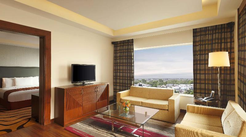 Photo of DoubleTree by Hilton Hotel Gurgaon - New Delhi NCR, 5-star hotel in Gurugram (and vicinity)