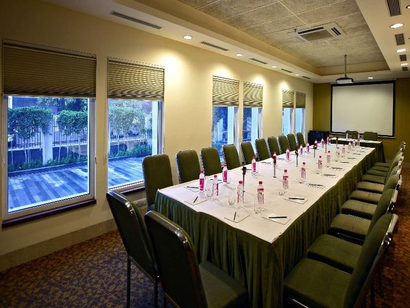 Photo of The Muse Sarovar Portico Nehru Place Delhi, 3-star hotel in Delhi (and vicinity)