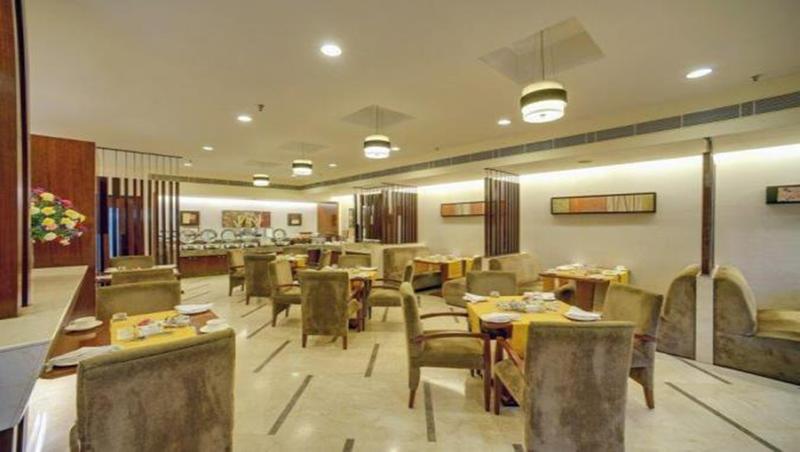 Photo of The Muse Sarovar Portico Nehru Place Delhi, 3-star hotel in Delhi (and vicinity)