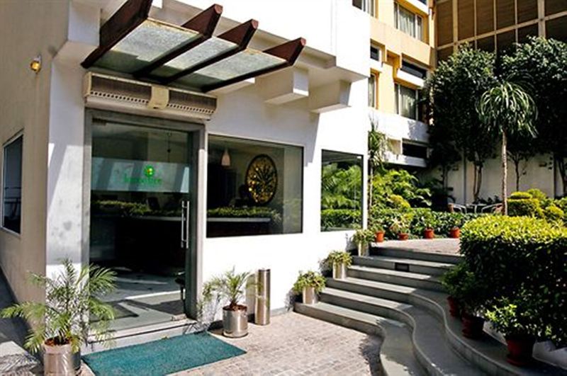 Lemon Tree Hotel, Udyog Vihar, Gurugram exterior, 4-Star hotel in Gurugram (and vicinity)