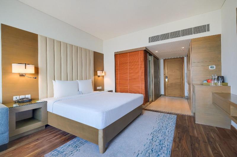 Photo of Courtyard by Marriott Gurugram Downtown, 4-star hotel in Gurugram (and vicinity)