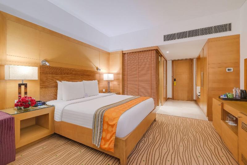 Photo of Courtyard by Marriott Gurugram Downtown, 4-star hotel in Gurugram (and vicinity)