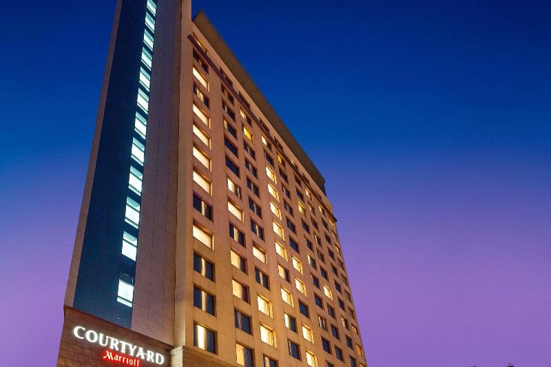 Photo of Courtyard by Marriott Gurugram Downtown, 4-star hotel in Gurugram (and vicinity)