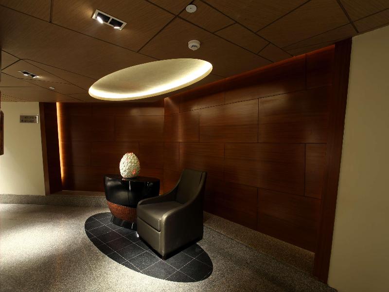 Photo of Mahagun Sarovar Portico Suites Ghaziabad, 4-star hotel in Delhi (and vicinity)