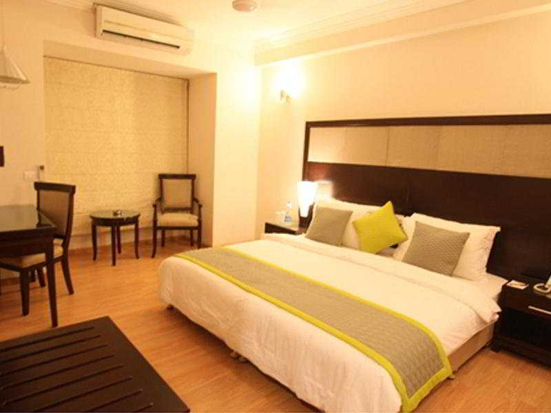 Photo of Emblem Hotel, New Friends Colony, 3-star hotel in Delhi (and vicinity)